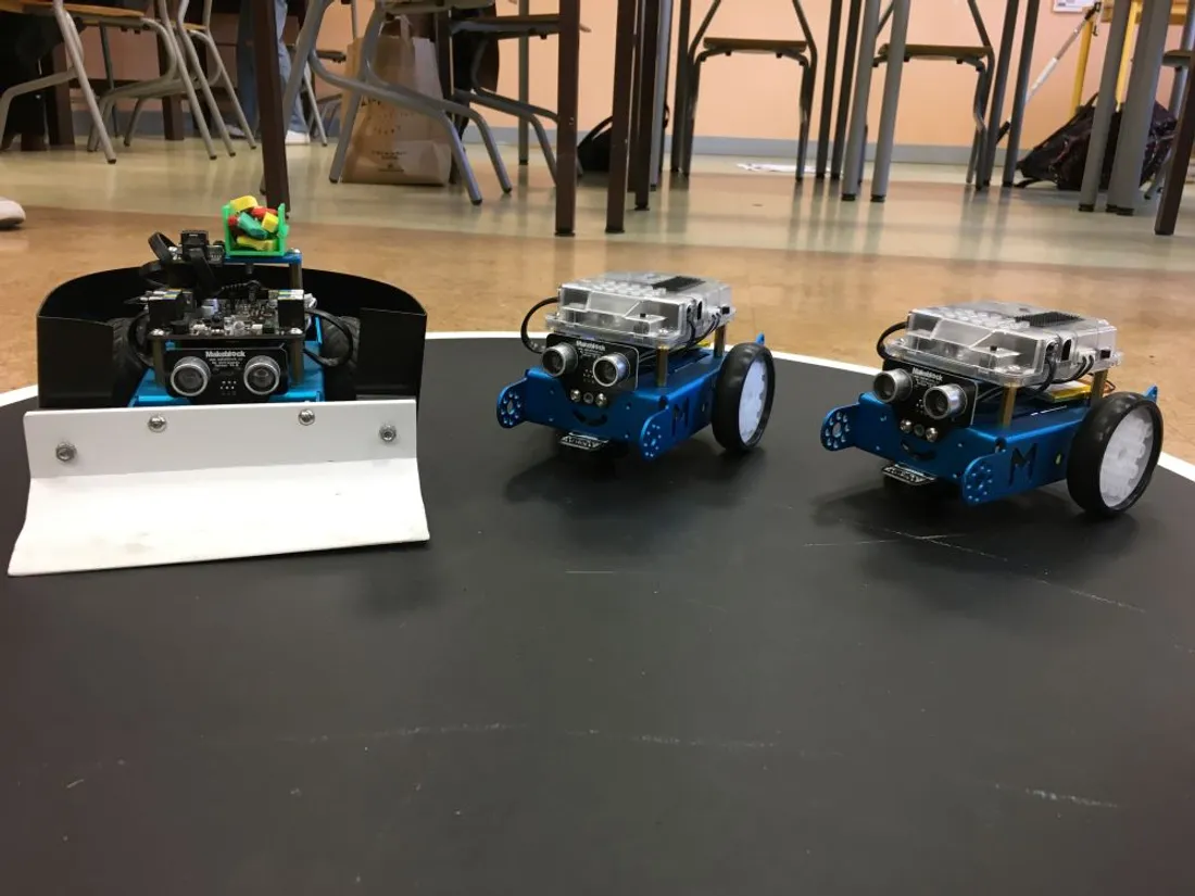 M RobotRobotRave_26 10 21_AVC